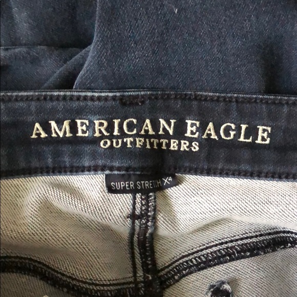 AE Dark-wash, super-stretch jeggings, size 6R - Picture 5 of 7